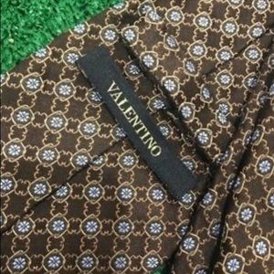 AUTHENTIC Valentino Tie